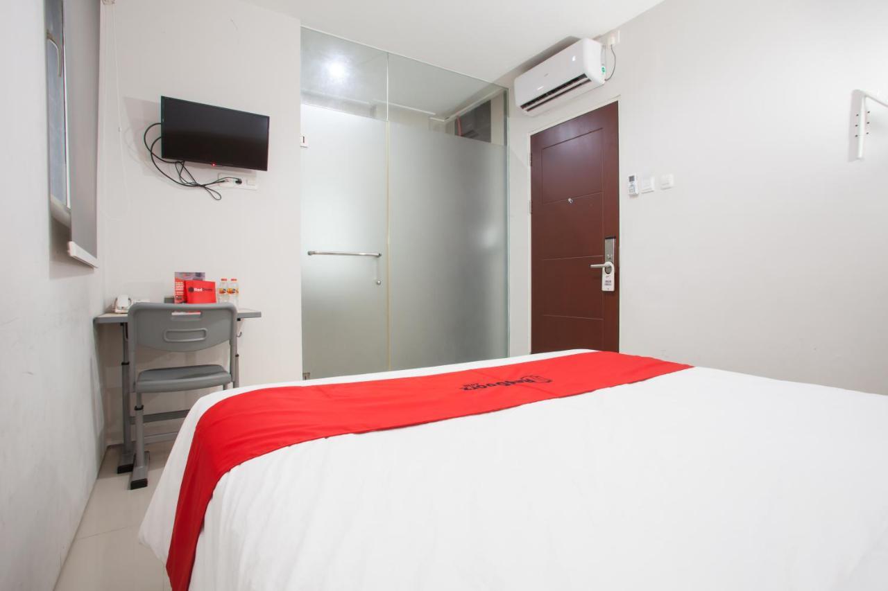 เรดดอร์ซ เนียร์ ปาซาร์ ตูรี สเตชั่น Hotel Kapasari ภายนอก รูปภาพ
